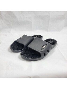 Revo Slides Slippers Men Size 9 Black Textured Footbed Athleisure Beach Resort